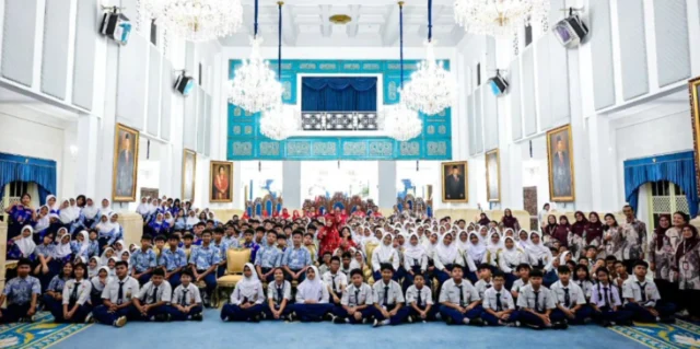 Program Istana Untuk Anak Sekolah Tumbuhkan Rasa Ingin Tahu Dan Cinta Sejarah Bangsa